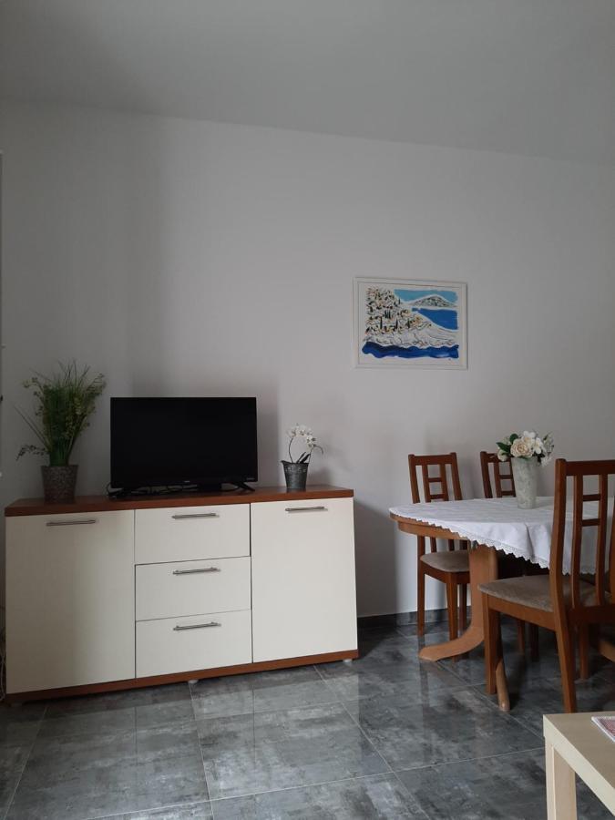 Cvita Apartment Vodice Exterior foto