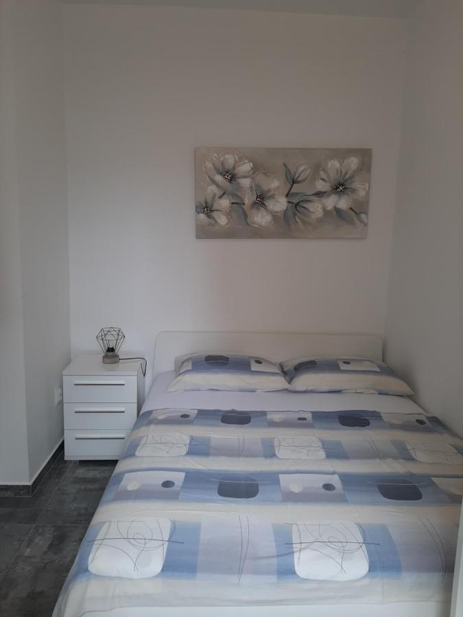 Cvita Apartment Vodice Exterior foto
